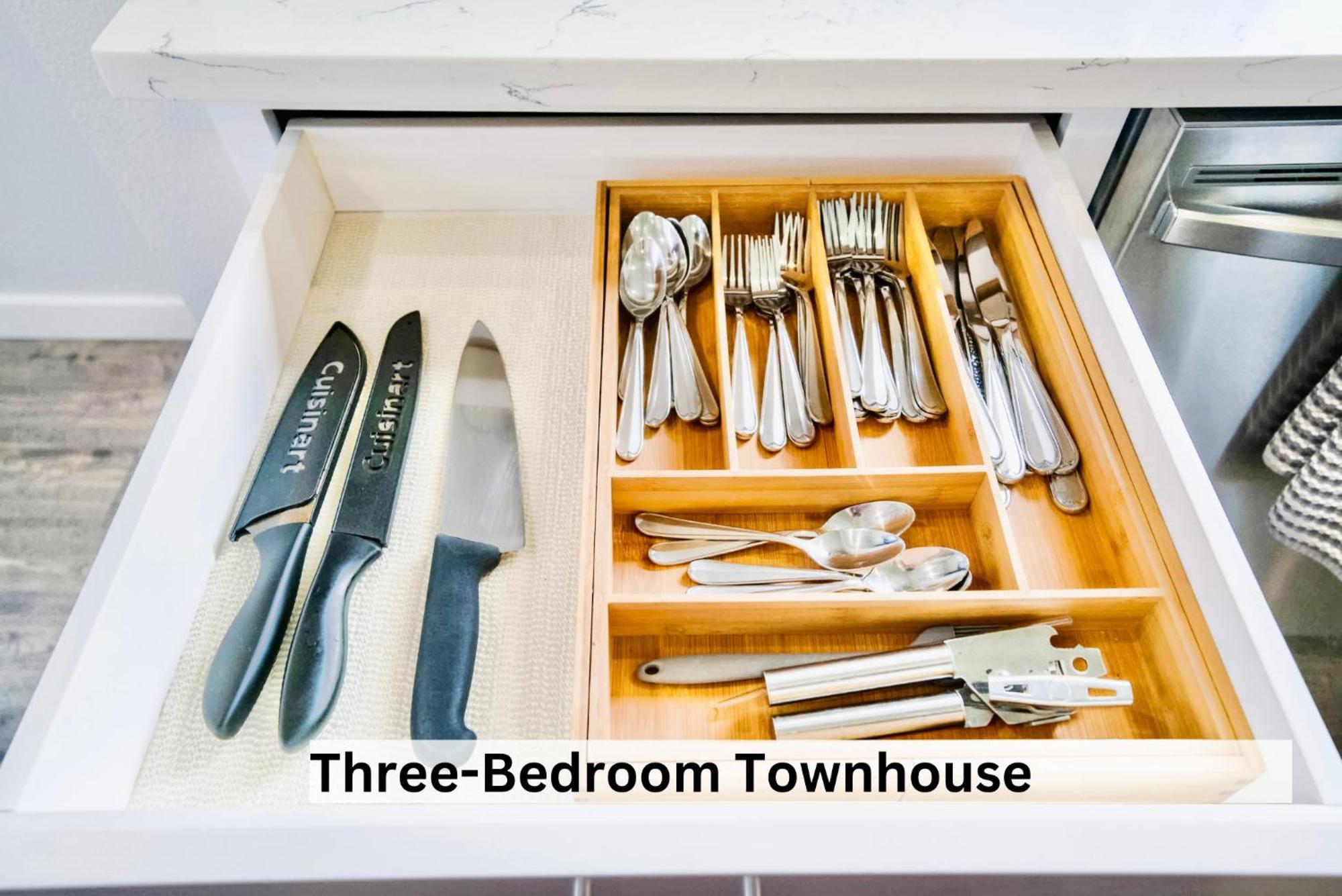 Boutique Apartment In Historic Downtown Albany Bagian luar foto